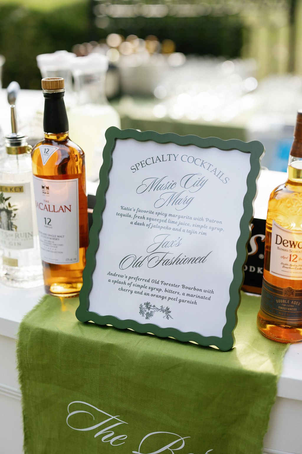 Seasonal catering display